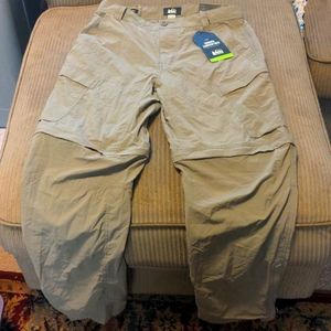 REI men's Sahara Convertible Pants